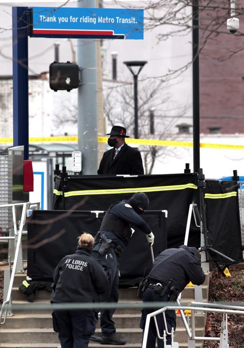Robert Cohen, “Letter: Riding MetroLink is like a descent into Dante’s Inferno“ (2021)