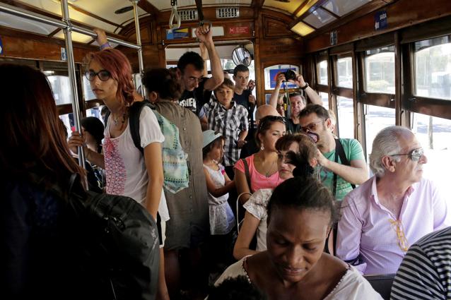 Elisa Doucette, “How To Spot The Nine Circles of a Frequent Traveler’s Hell” (2015)